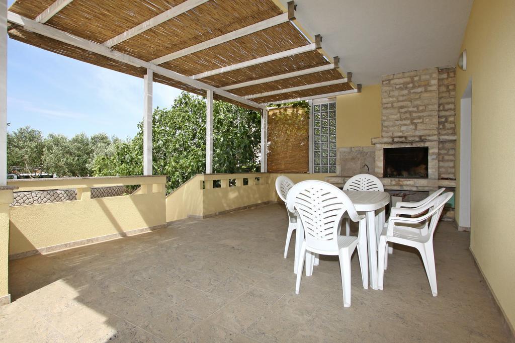 Apartments Jasmina Novalja Extérieur photo