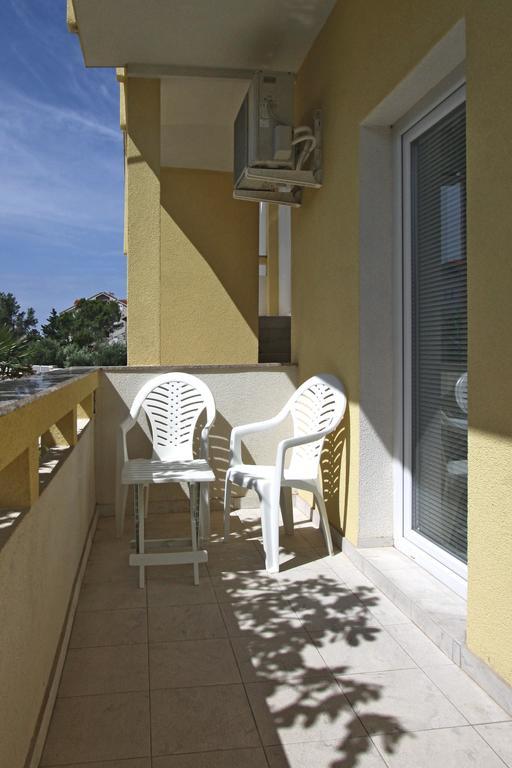 Apartments Jasmina Novalja Extérieur photo